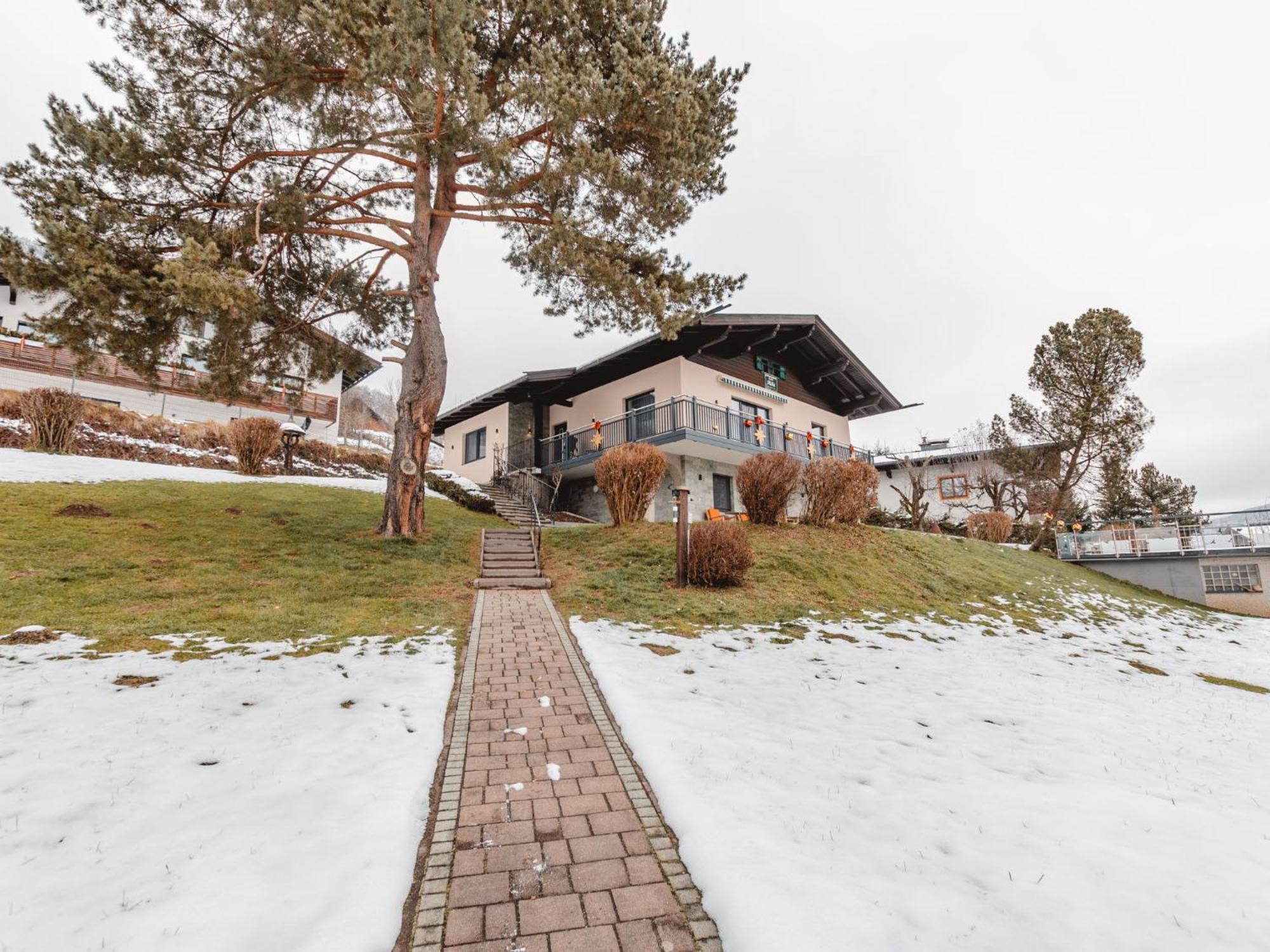 Holiday Home Riki By Interhome Bruck an der Grossglocknerstrasse Luaran gambar