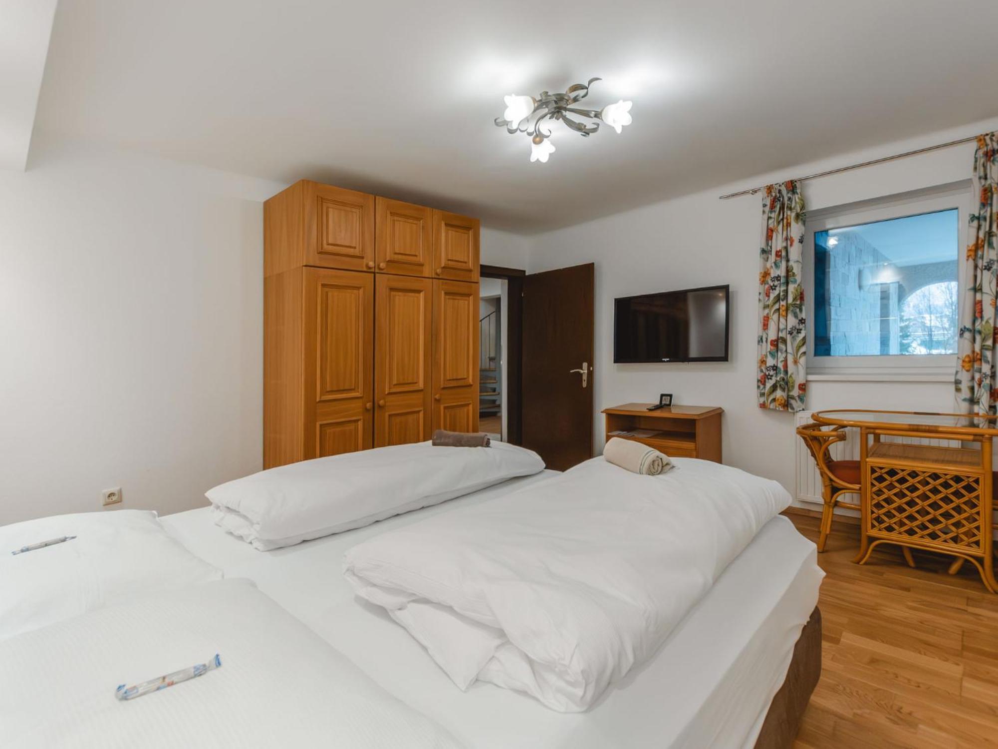 Holiday Home Riki By Interhome Bruck an der Grossglocknerstrasse Luaran gambar